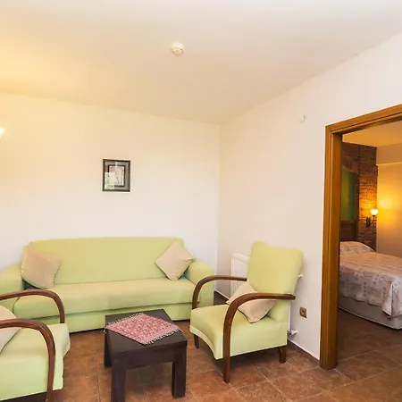 Naturmed Thermal Springs And Health Center كوشاداسيه