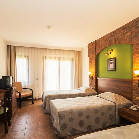 Naturmed Thermal Springs And Health Center Hotel