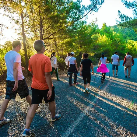 מלון Naturmed Thermal Springs And Health Center