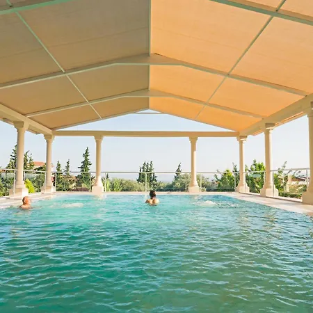 Hotel Naturmed Thermal Springs And Health Center *