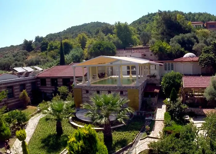 Naturmed Thermal Springs And Health Center *