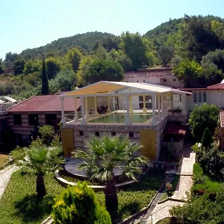 Naturmed Thermal Springs And Health Center *