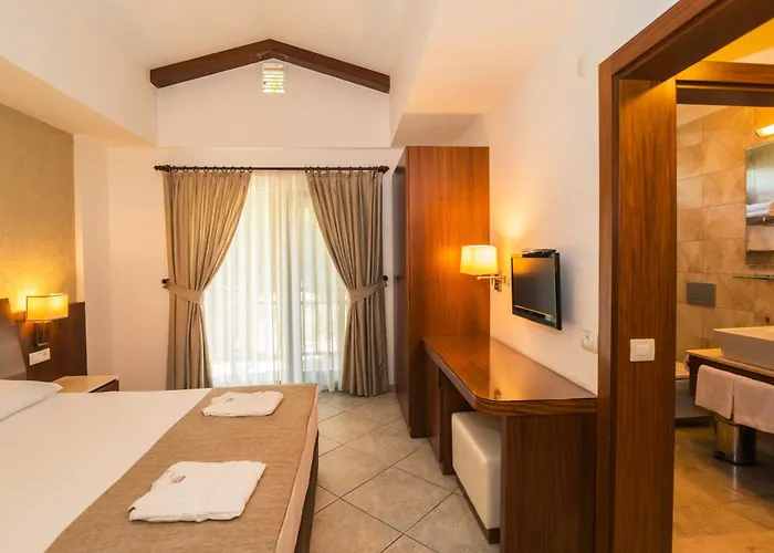 Naturmed Thermal Springs And Health Center *